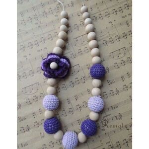 Brand New Boutique Organic Wooden Bamboo Baby Teething Nursing Necklace Helper